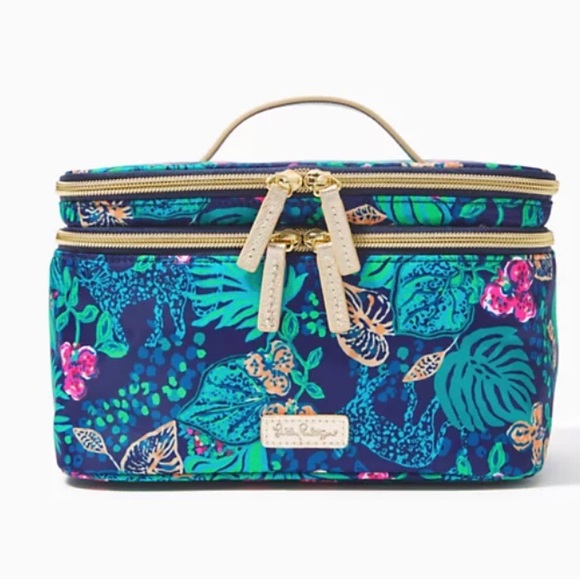 Lilly Pulitzer Handbags - 🌸LILLY PULITZER 🌸LIFE OF THE PARTY MAKEUP BAG